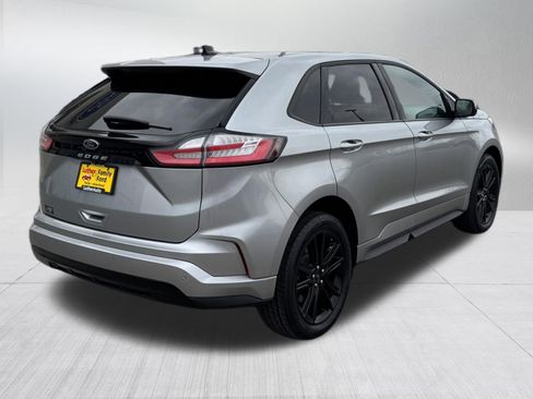 Certified 2024 Ford Edge ST-Line AWD/4WD image 7