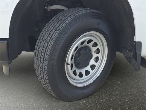 Used 2022 Chevrolet Silverado 1500 W/T w/ WT Value Package image 33