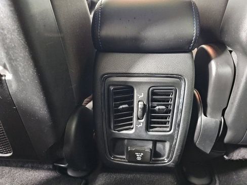 Certified 2020 Jeep Grand Cherokee Laredo image 30