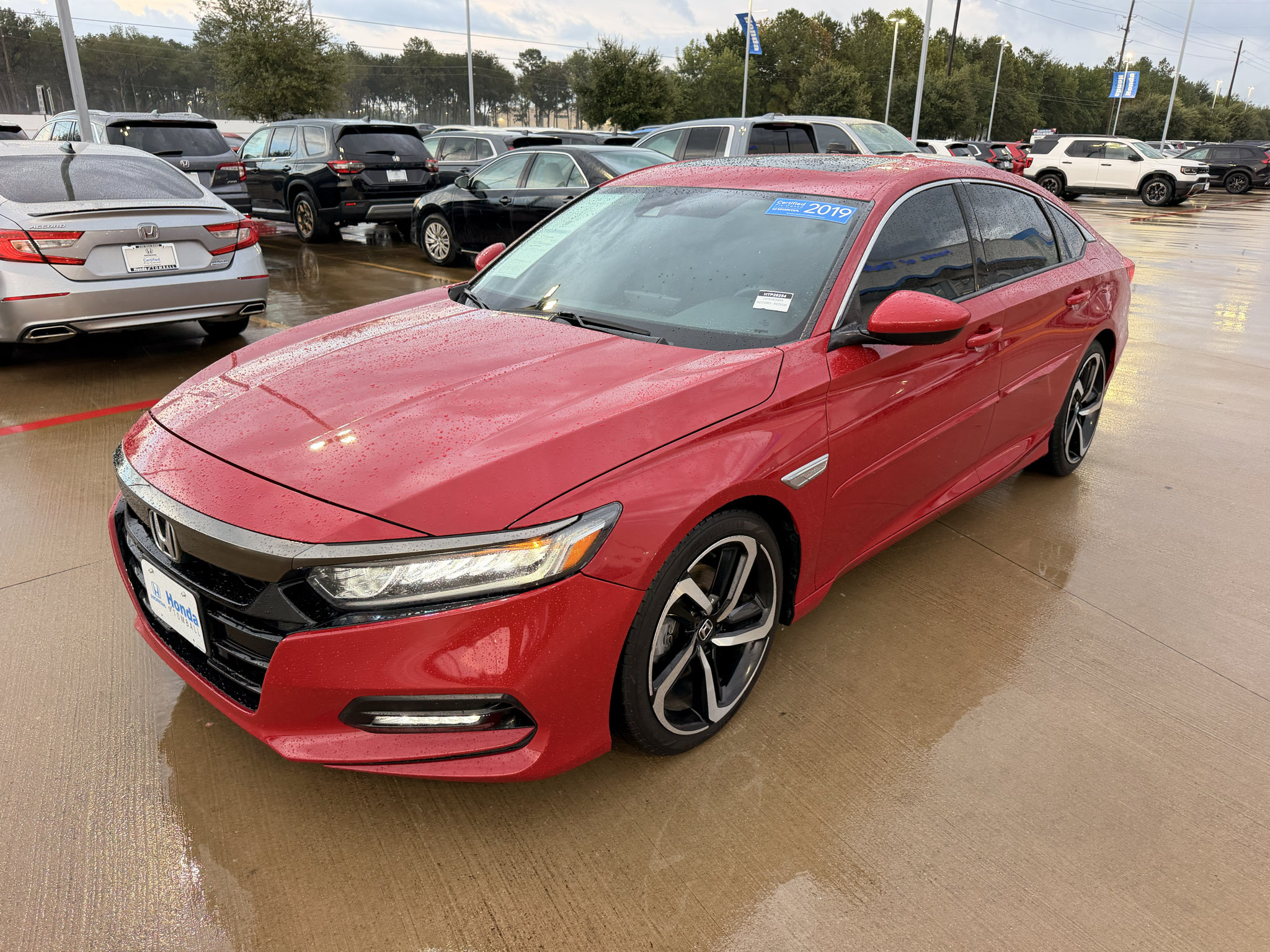 Used 2019 Honda Accord Sport image 4