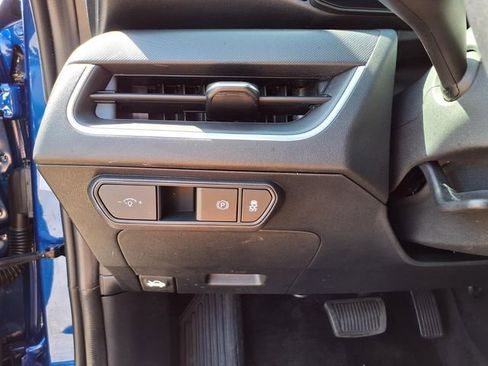 Used 2025 Kia K4 LXS image 15