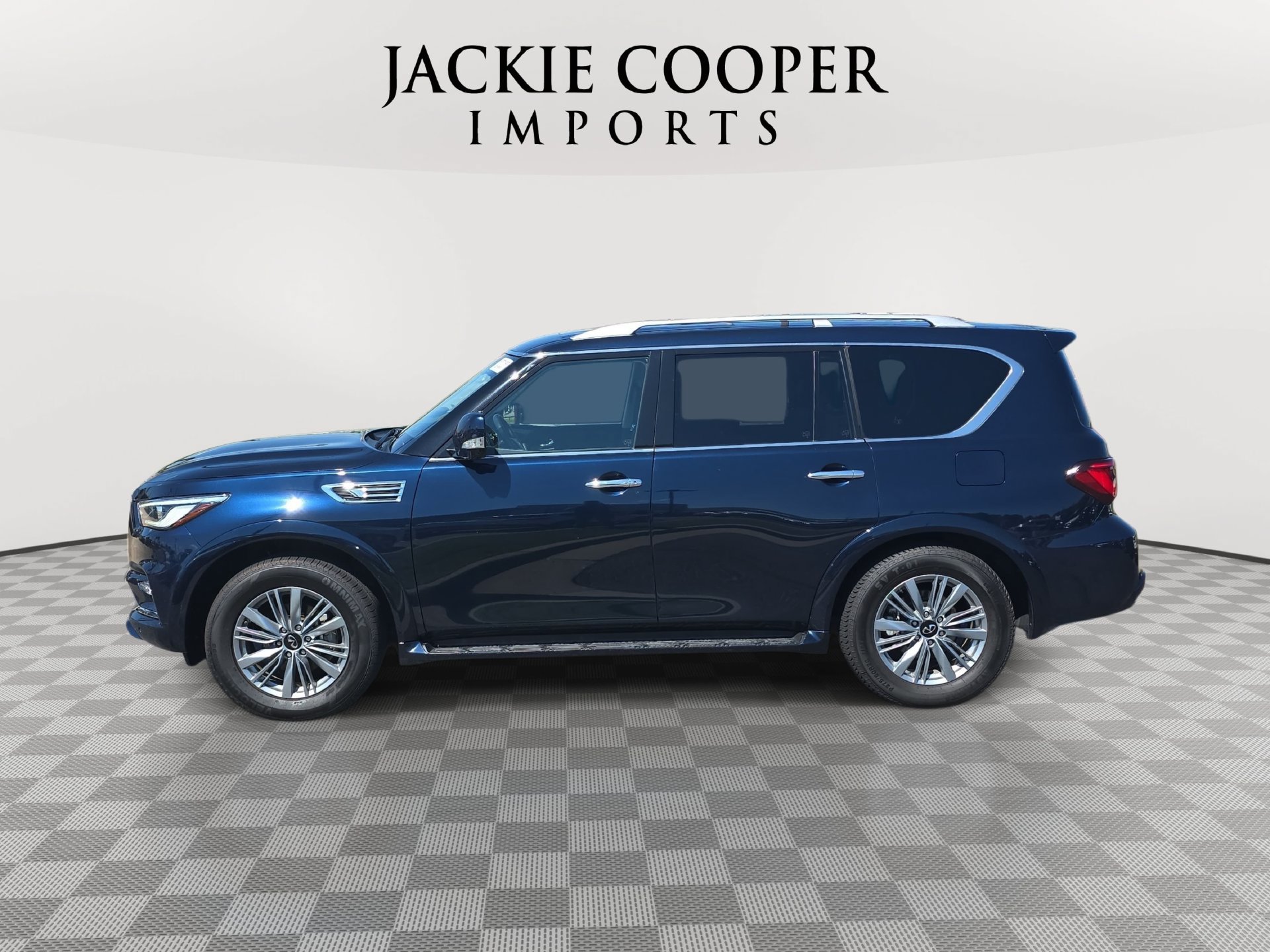 Used 2024 INFINITI QX80 Luxe AWD/4WD image 8