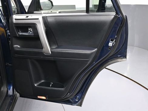 Used 2021 Toyota 4Runner SR5 Premium w/ Moonroof Package image 40