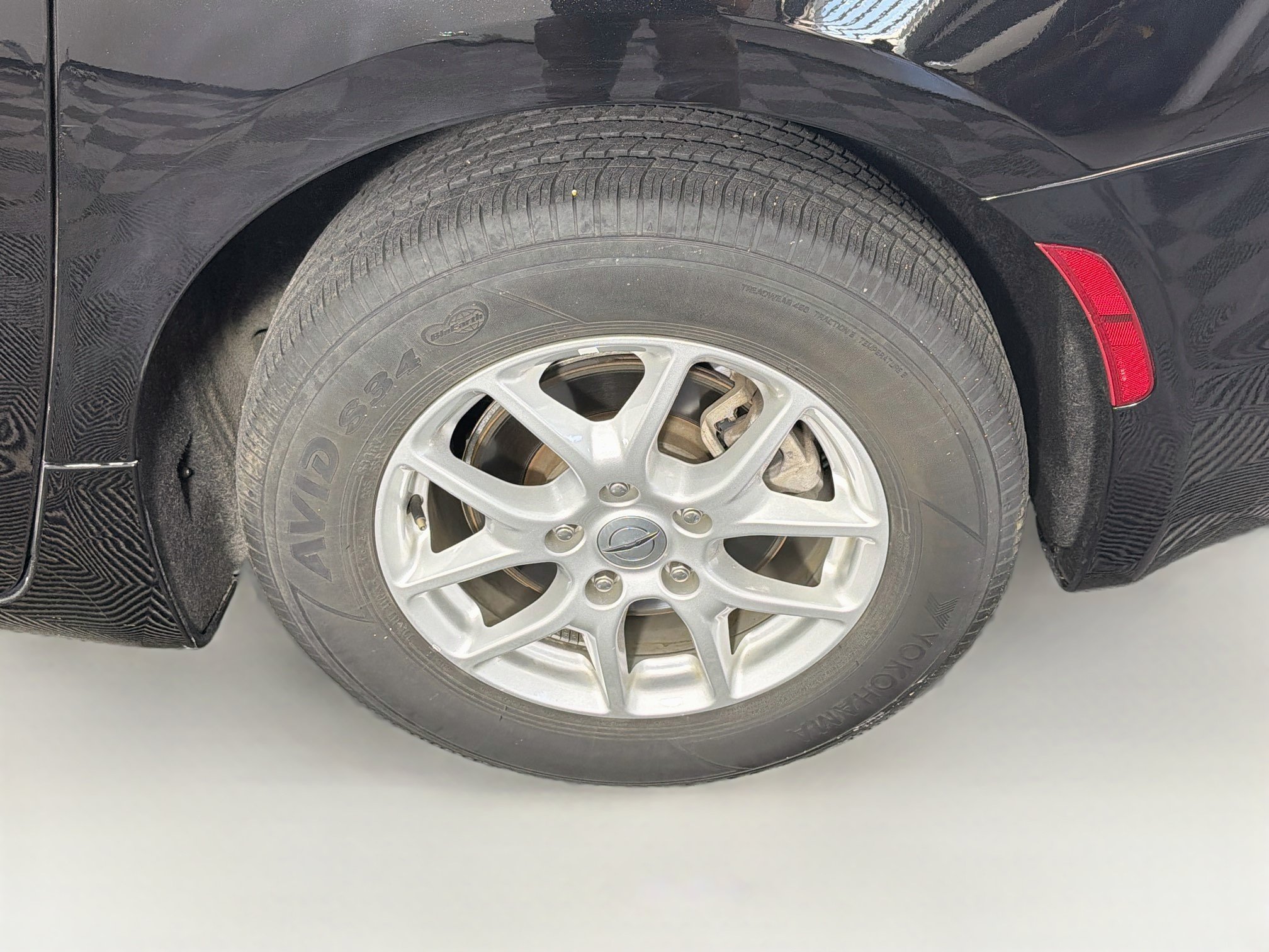 Used 2025 Chrysler Pacifica Select FWD image 11