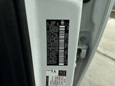 Used 2024 Toyota Prius Prime image 24