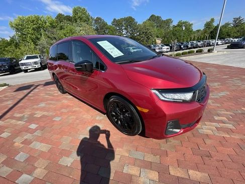 Used 2025 Honda Odyssey Sport-L image 38