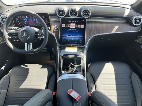 New 2026 Mercedes-Benz GLC 300 4MATIC image 9