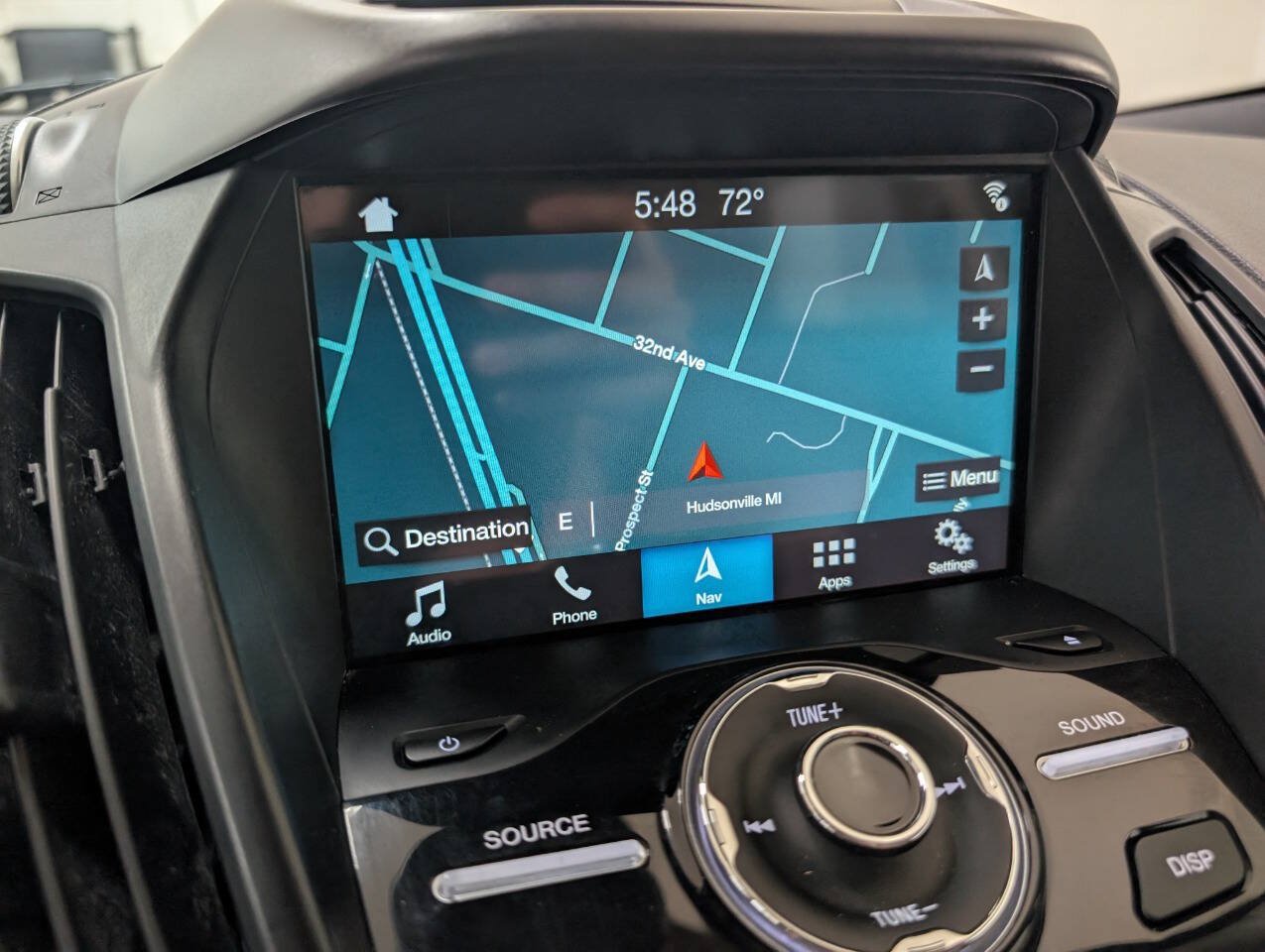 Used 2018 Ford Escape Titanium w/ Ford Safe & Smart Package AWD/4WD image 11