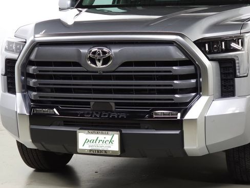 Used 2024 Toyota Tundra Limited AWD/4WD image 11