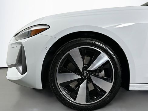 Used 2025 Audi A5 2.0T Premium w/ 19" Wheel Package AWD/4WD image 12