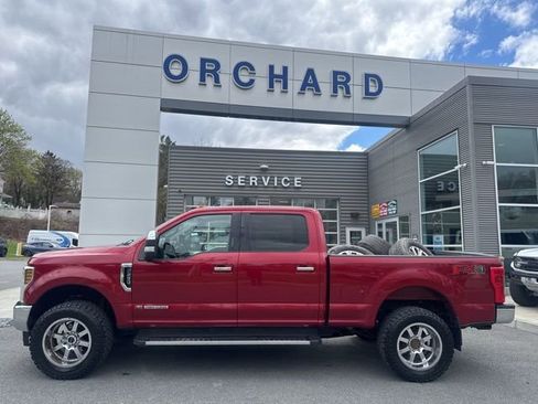 Used 2018 Ford F250 XLT w/ XLT Premium Package AWD/4WD image 2