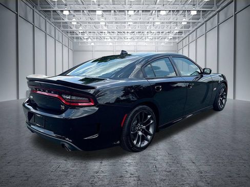 Used 2023 Dodge Charger Scat Pack w/ Navigation & Travel Group RWD image 9