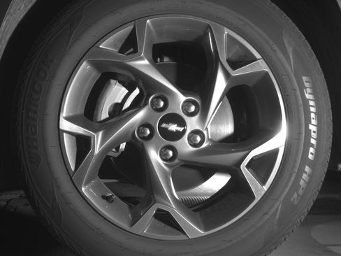 Used 2025 Chevrolet Trax LT w/ LT Convenience Package image 12