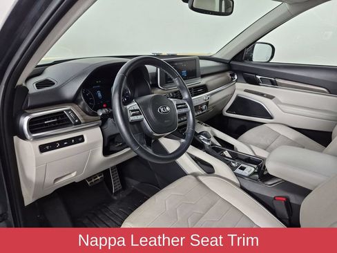 Used 2020 Kia Telluride SX w/ SX Prestige Package AWD/4WD image 18