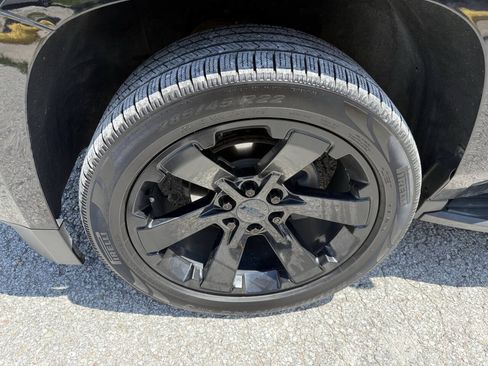 Used 2018 Chevrolet Tahoe LS AWD/4WD image 9