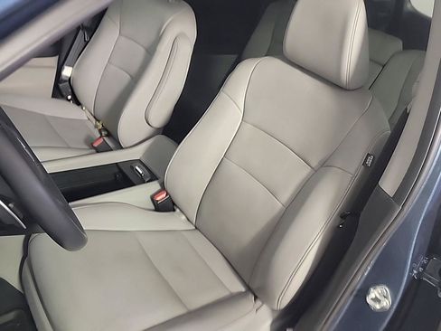 Certified 2017 Honda Pilot Touring image 20