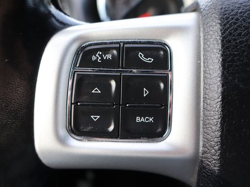 Used 2020 Dodge Grand Caravan GT image 29