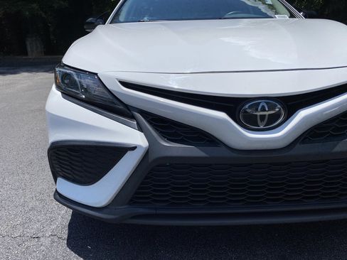 Used 2023 Toyota Camry SE FWD image 13