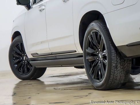 Used 2021 Cadillac Escalade ESV Sport w/ Driver Assist Tech Package AWD/4WD image 11
