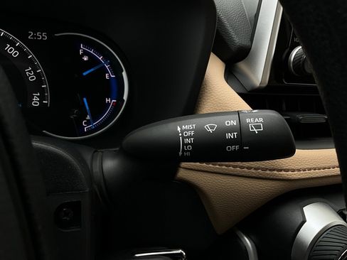 New 2025 Toyota RAV4 LE image 32