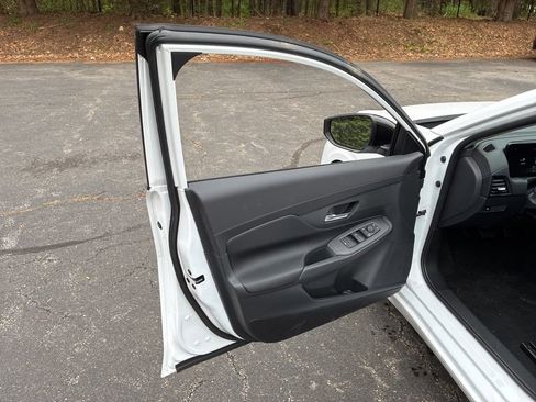 New 2026 Nissan Sentra SV w/ Floor Mat Package FWD image 14