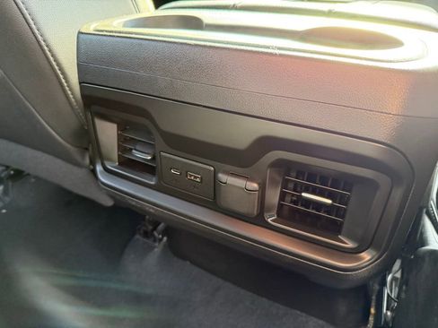 Used 2021 Chevrolet Silverado 1500 LT Trail Boss w/ LT Trail Boss Premium Package image 19