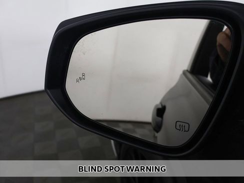 Used 2025 Toyota Highlander XSE AWD/4WD image 6
