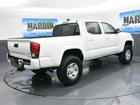 Used 2020 Toyota Tacoma SR AWD/4WD image 5