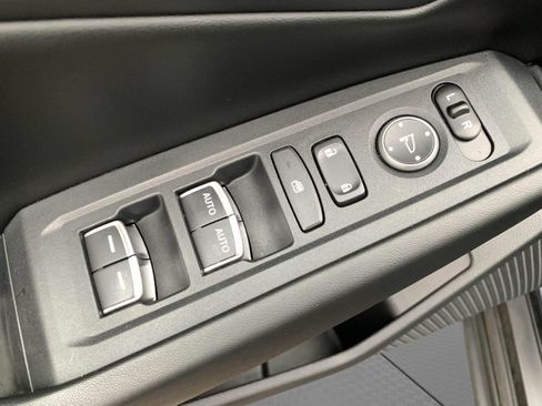 Used 2023 Honda Accord EX image 12