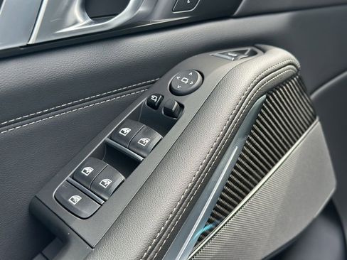 New 2026 BMW X5 M60i image 20