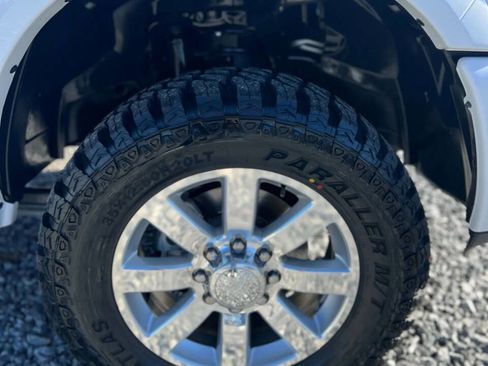 Used 2018 RAM 2500 Longhorn image 10