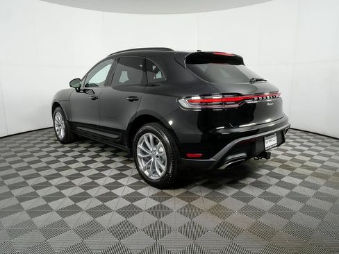 Used 2026 Porsche Macan AWD/4WD image 3