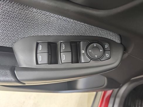 Certified 2025 Chevrolet TrailBlazer LS w/ LS Convenience Package FWD image 32