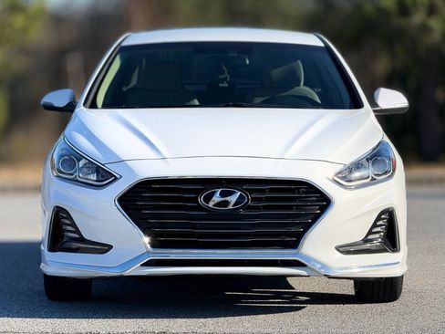 Used 2018 Hyundai Sonata SEL FWD image 2