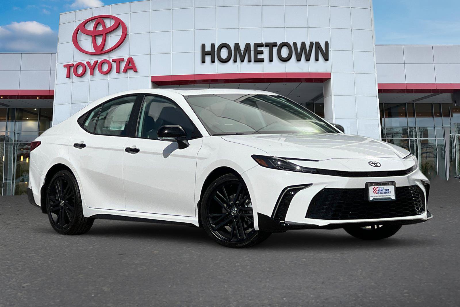 New 2026 Toyota Camry Hybrid w/ Convenience Package AWD/4WD image 2