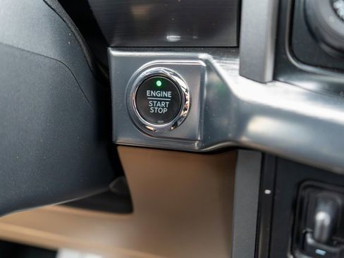 Used 2022 Ford F150 Lariat w/ Equipment Group 502A High image 34