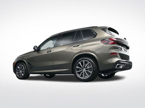 New 2026 BMW X5 xDrive50e w/ M Sport Package image 32