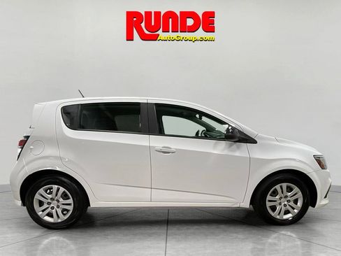 Used 2019 Chevrolet Sonic LT image 6