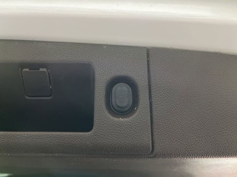 Used 2019 GMC Yukon XL Denali AWD/4WD image 26