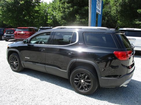 Used 2018 GMC Acadia SLT AWD/4WD image 3