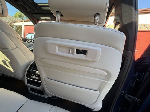 Used 2019 BMW X5 xDrive40i w/ Premium Package 2 AWD/4WD image 39