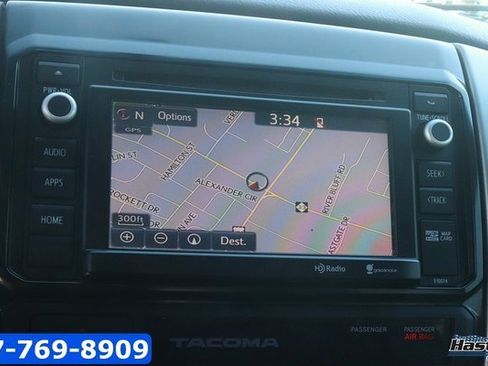 Used 2015 Toyota Tacoma TRD Pro image 26