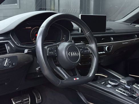 Used 2019 Audi S5 Premium Plus w/ Premium Plus image 17