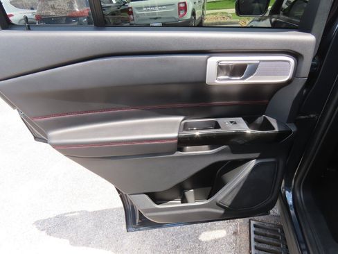 Used 2022 Ford Explorer ST-Line RWD image 20