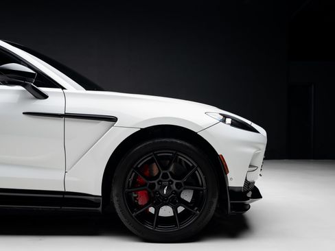 Used 2023 Aston Martin DBX 707 AWD/4WD image 38