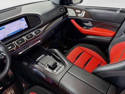 Used 2024 Mercedes-Benz GLE 53 AMG AMG GLE 53 image 25