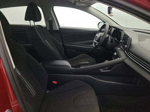 Used 2023 Hyundai Elantra SEL w/ Preferred Accessory Package FWD image 21