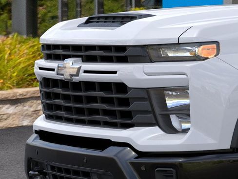 New 2026 Chevrolet Silverado 2500 Custom w/ Custom Value Package image 13