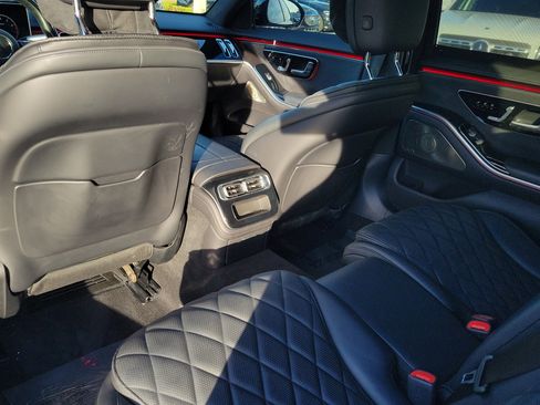 Certified 2023 Mercedes-Benz S 580 4MATIC Sedan image 15