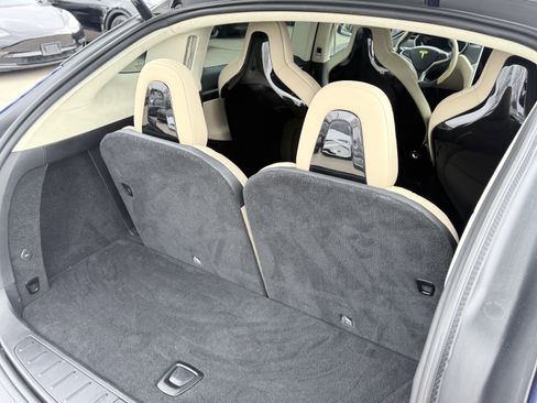 Used 2017 Tesla Model X 75D image 15